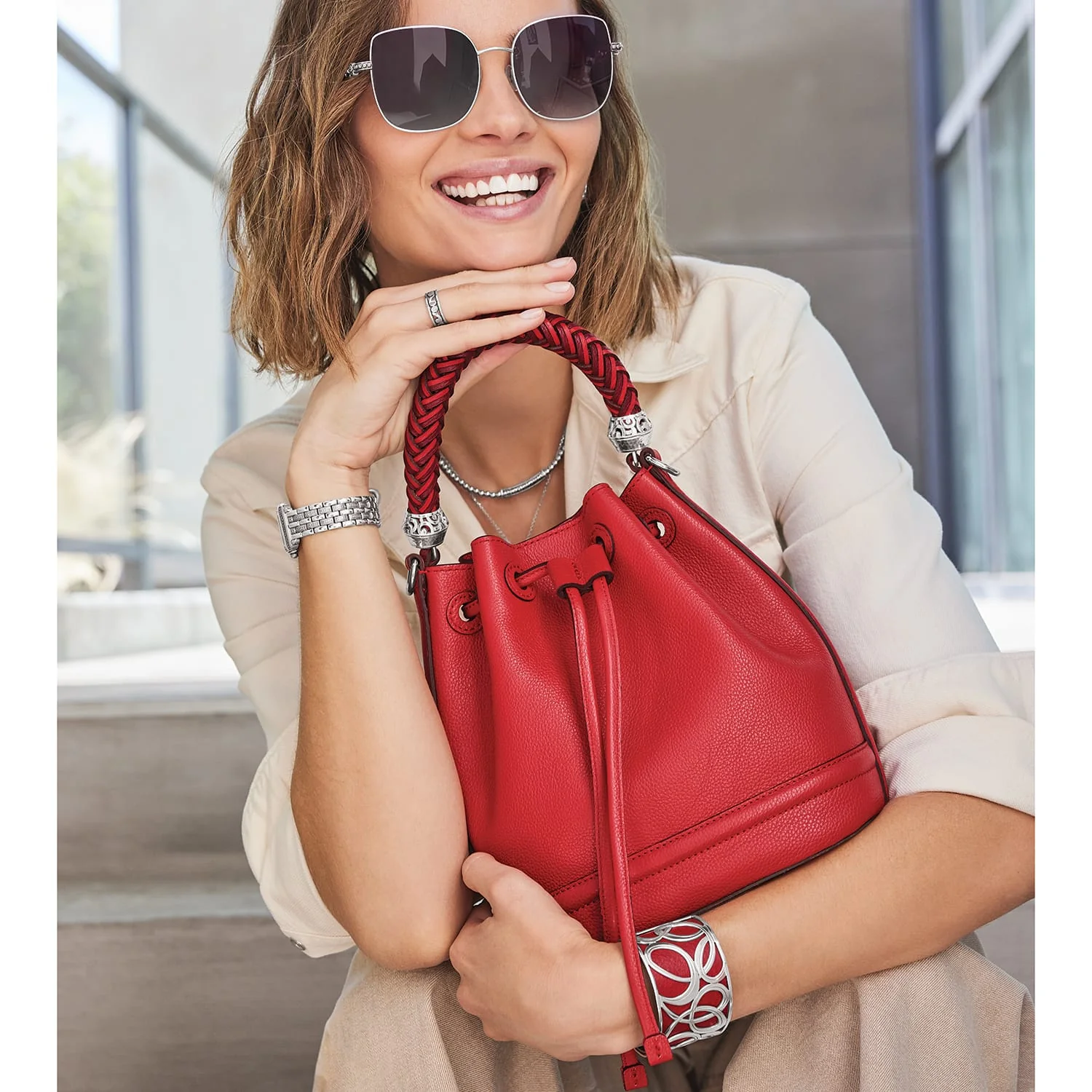 Bellita Bucket Bag - Image 10