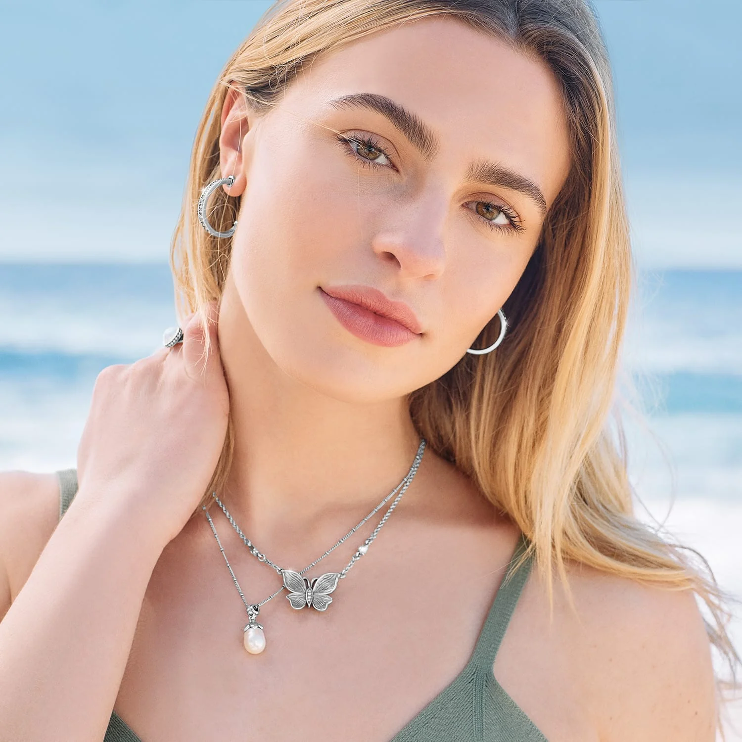 Everbloom Pearl Drop Necklace - Image 4